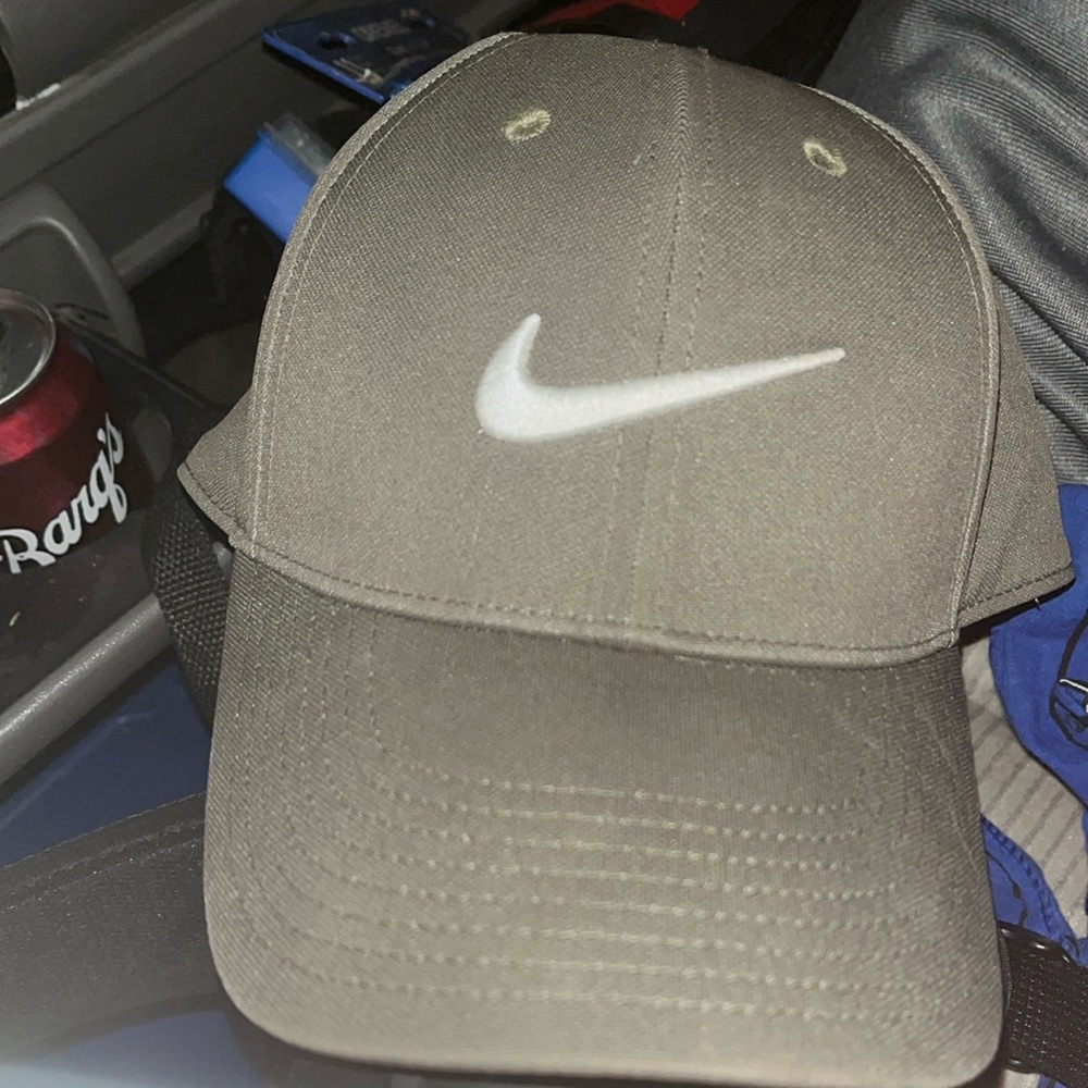 Green Nike hat